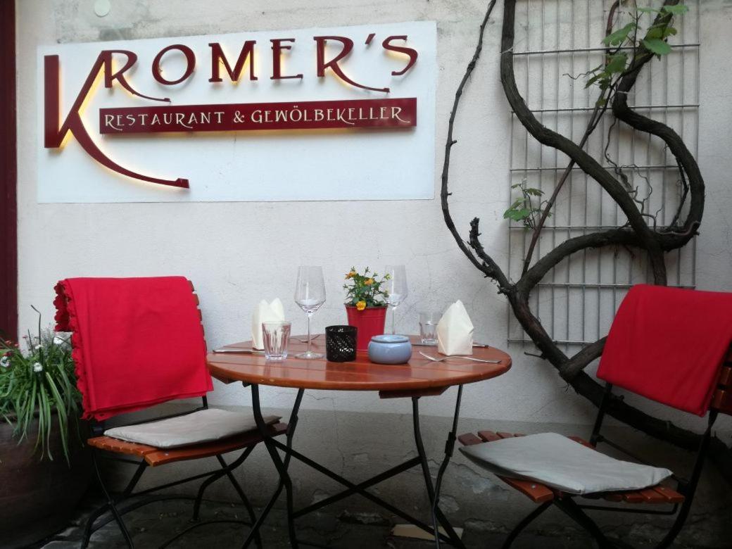 Altstadtwohnung Kromers & Restaurant Ерфурт Екстериор снимка