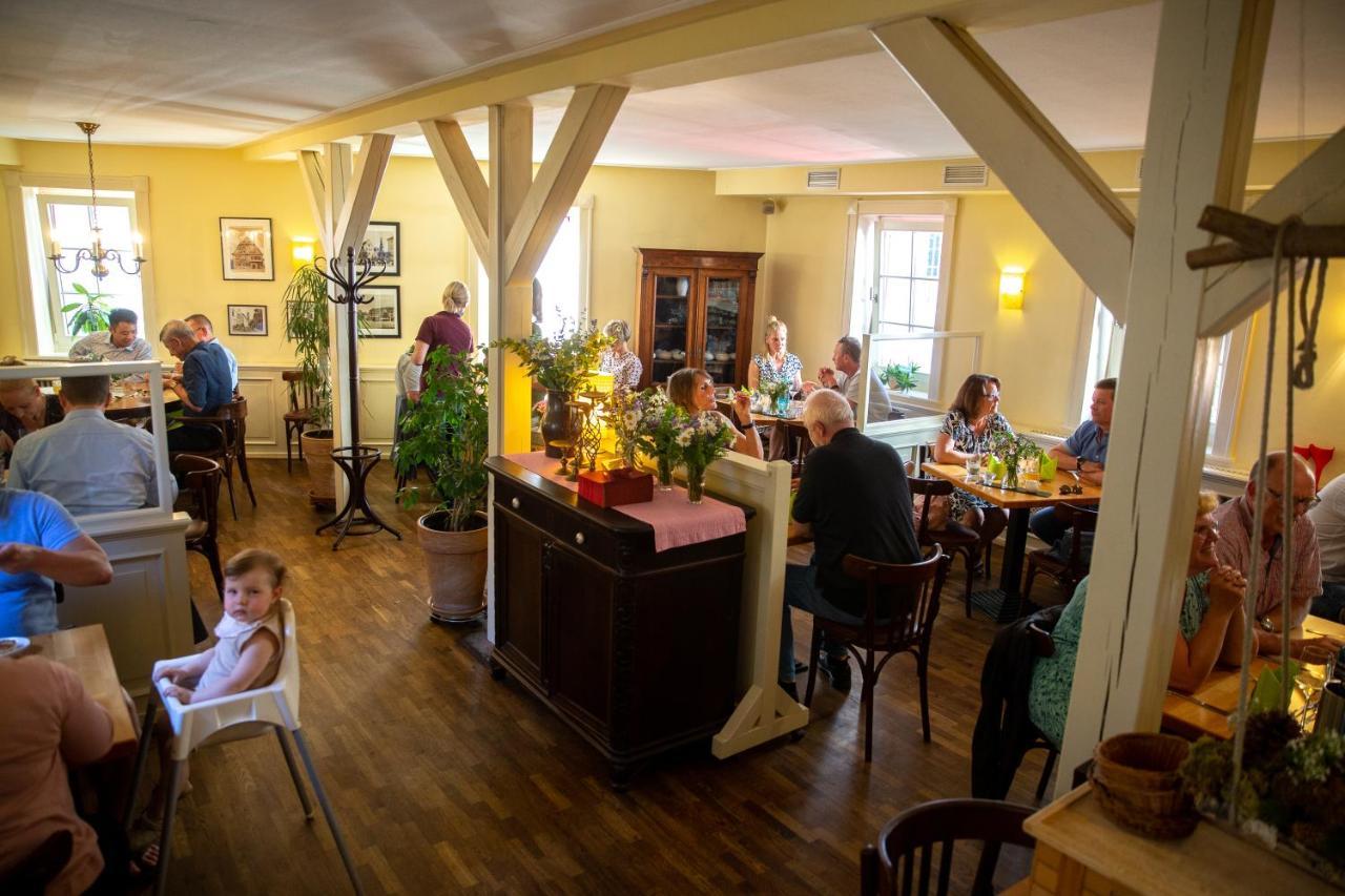 Altstadtwohnung Kromers & Restaurant Ерфурт Екстериор снимка
