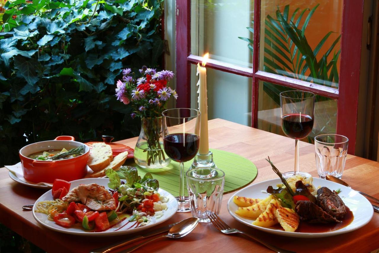 Altstadtwohnung Kromers & Restaurant Ерфурт Екстериор снимка